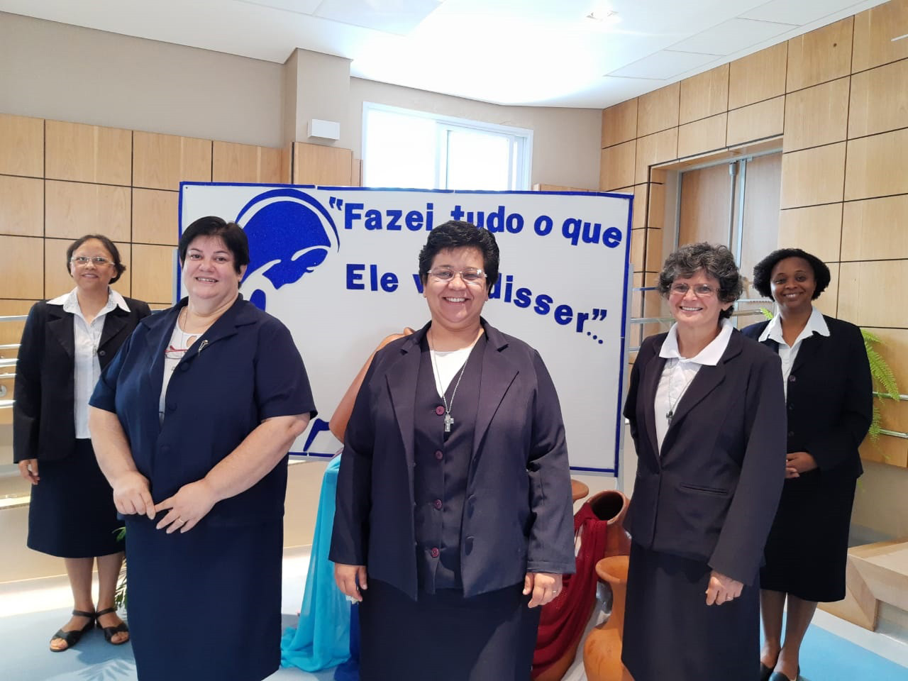 Nova Equipe / Instituto Jesus Maria José